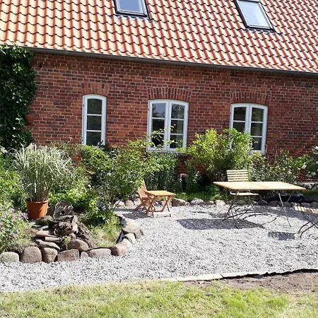 Gutshof Rothensande Waabs