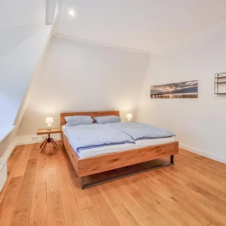 Gutshof Rothensande * Waabs