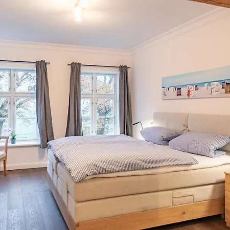 Gutshof Rothensande Waabs